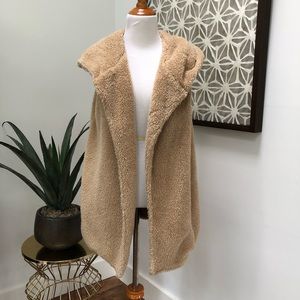 Fuzzy Hooded Vest